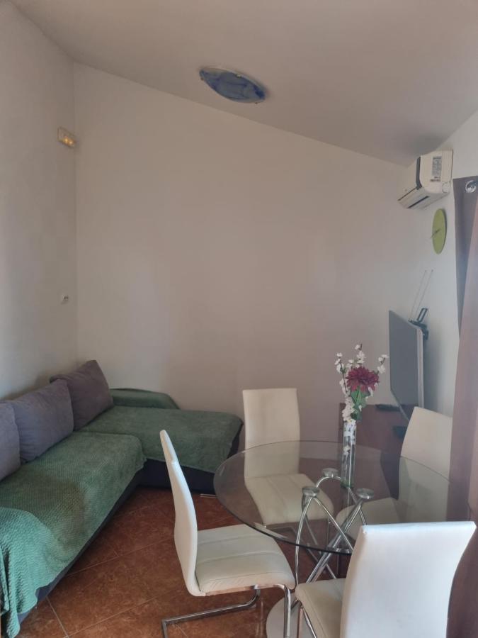 Apartment Lena Kaštela エクステリア 写真
